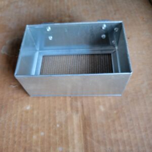 26 gauge “super” feeder (3" x 5" x 2 1/4")