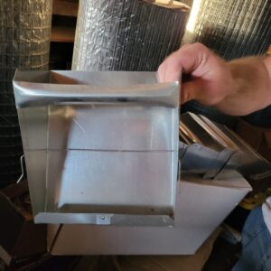 26 gauge galvanized steel hay rack (7.5" x 8.5")