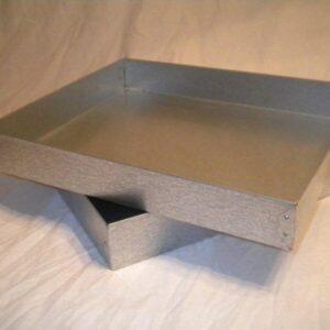 26 gauge galvanized steel tray (16 1/2" x 28 1/2" x 2 1/2")